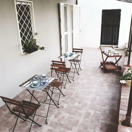 住宿加早餐酒店 Theresa 3*