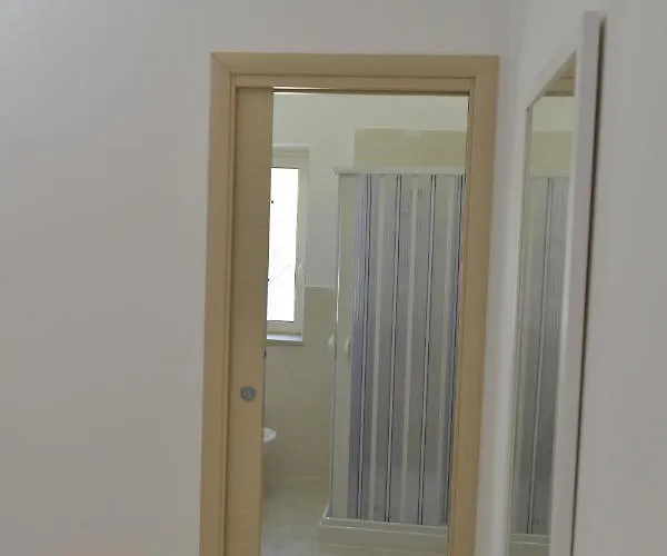 Theresa לינה וארוחת בוקר