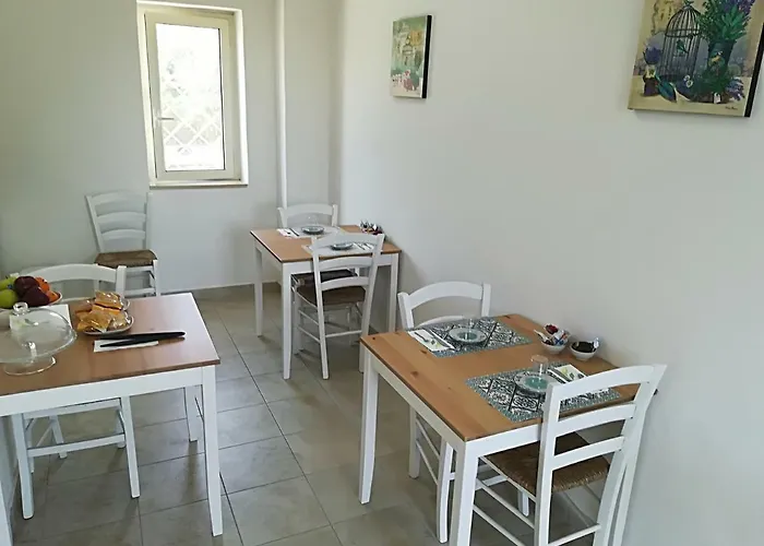 Bed & Breakfast Theresa 3*